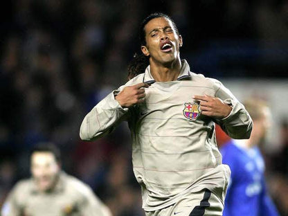 Barcelona Away 'RONALDINHO 10' UCL Version Jersey 04/05